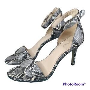 Nine West Open Toe Heels Size  Gray & Black Size 8.5